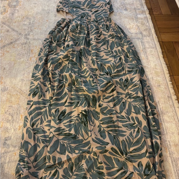 Leaf Print Maxi Dress - Picture 1 of 3